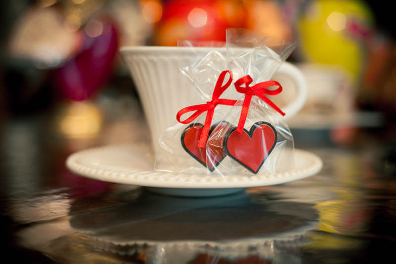 Tea Sweets - 3g Chocolate Heart in a Bag with Ribbon