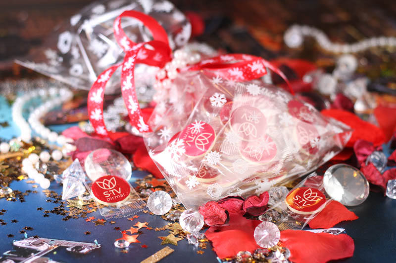 Round Chocolates - 110g 38 Promotional Chocolates in a Bag with Ribbon