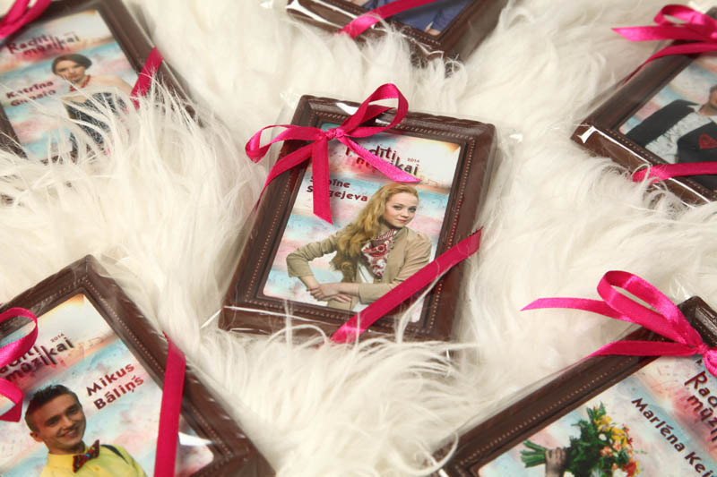 Уникальные Подарки ко Дню Рождения - Шоколадная Картинка в Рамочке в Мешочке с Ленточкой, 90г