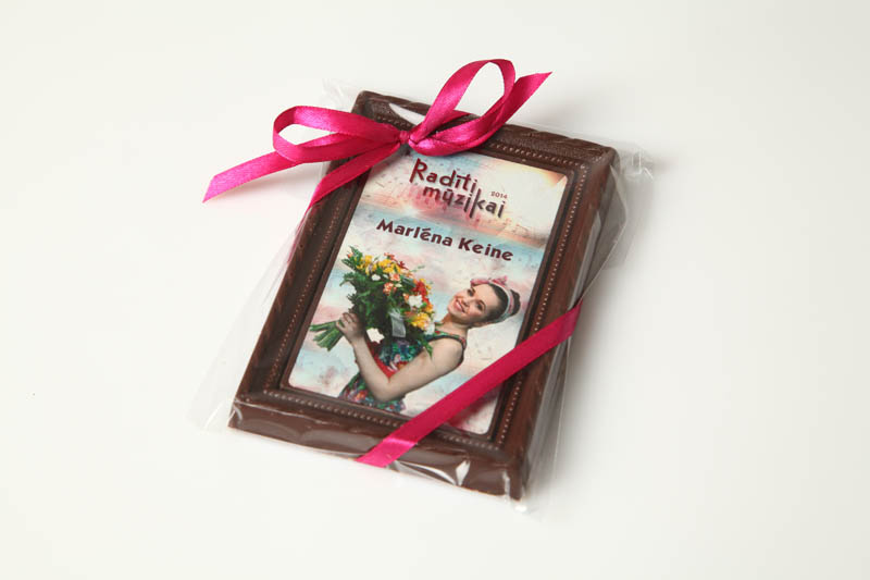 Photo Printing On Chocolate - Framed Chocolate Picture in a Polybag with Ribbon, 90g