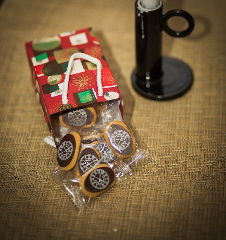 10 Cookies in Polybags with Ribbon in a Paper Bag, 50g