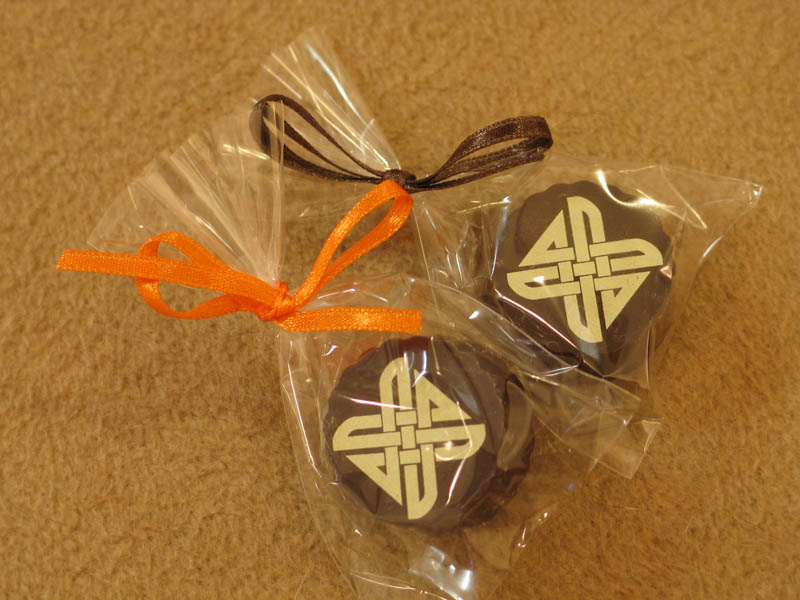 Small Gifts - Praline with Hazel Nut Cream Filling in bag with ribbon, 13g