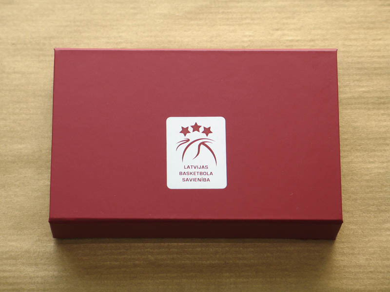 Printing On Boxes - 6 Pralines with Hazel Nut Cream Filling in a Box with Magnet, 78g (13g x 6 pc)