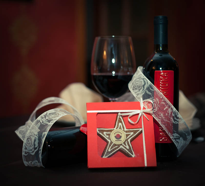 Wine And Chocolate - Star Shaped Pepper Bread with Chocolate in a Box, 50g